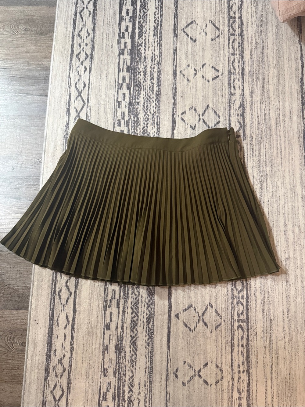 H&M Olive Pleated Mini Skirt